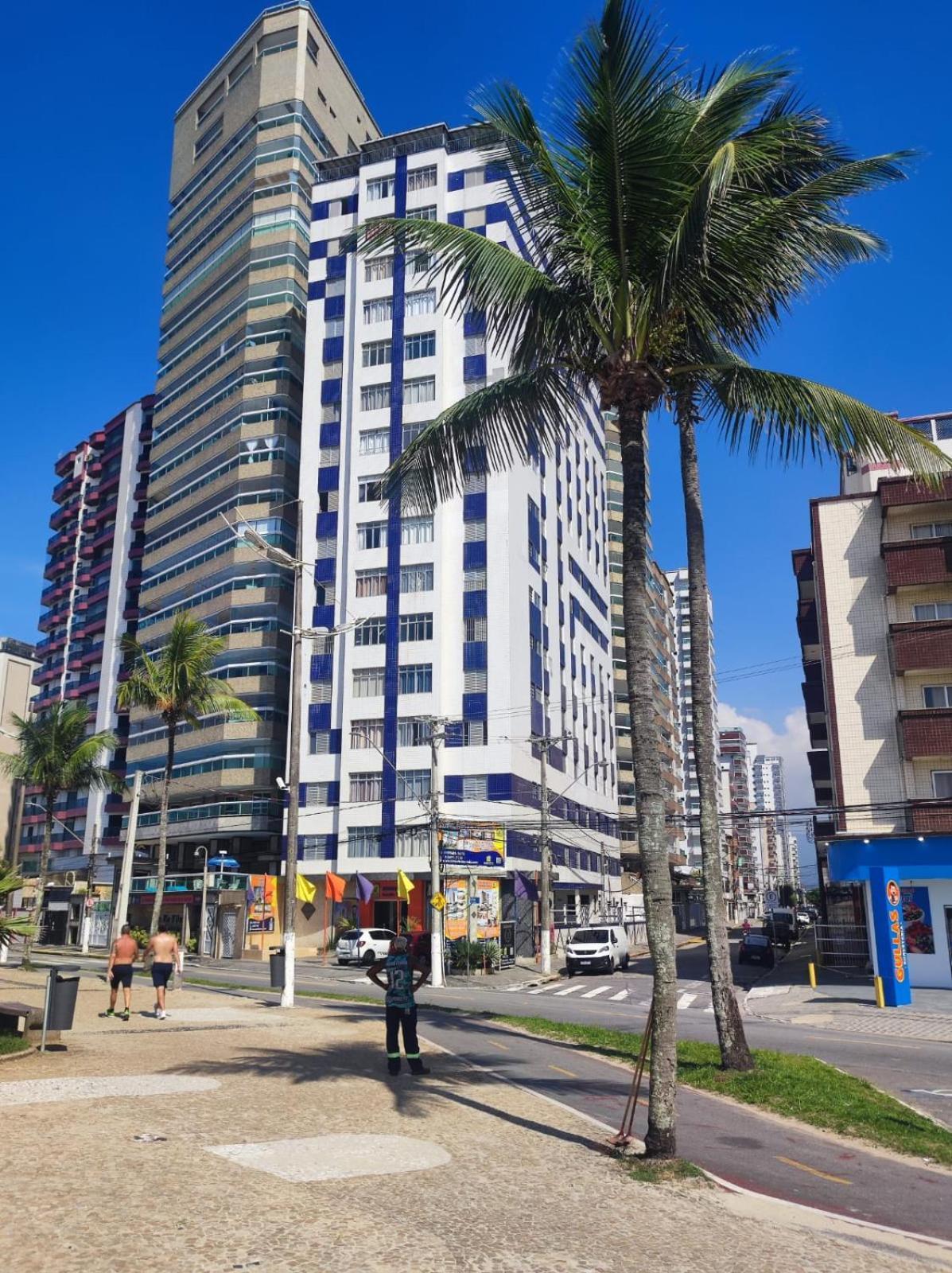 Kitnet Pe Na Areia Ocian * Praia Grande (Santos)