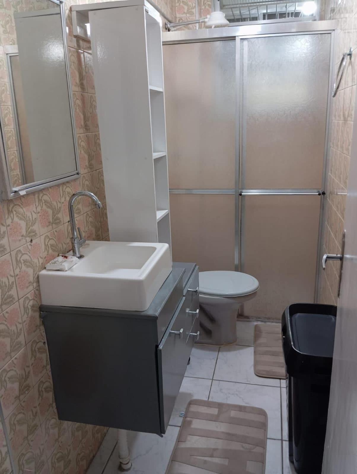 Kitnet Pe Na Areia Ocian * Praia Grande (Santos)